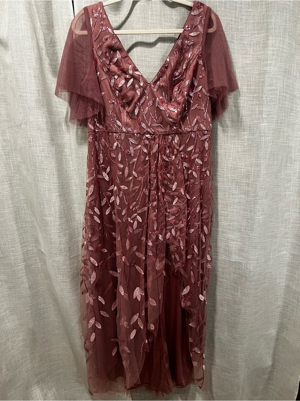 💗Beautiful, MOB ePretty Rose Pink Embroidered V-Neck long Dress